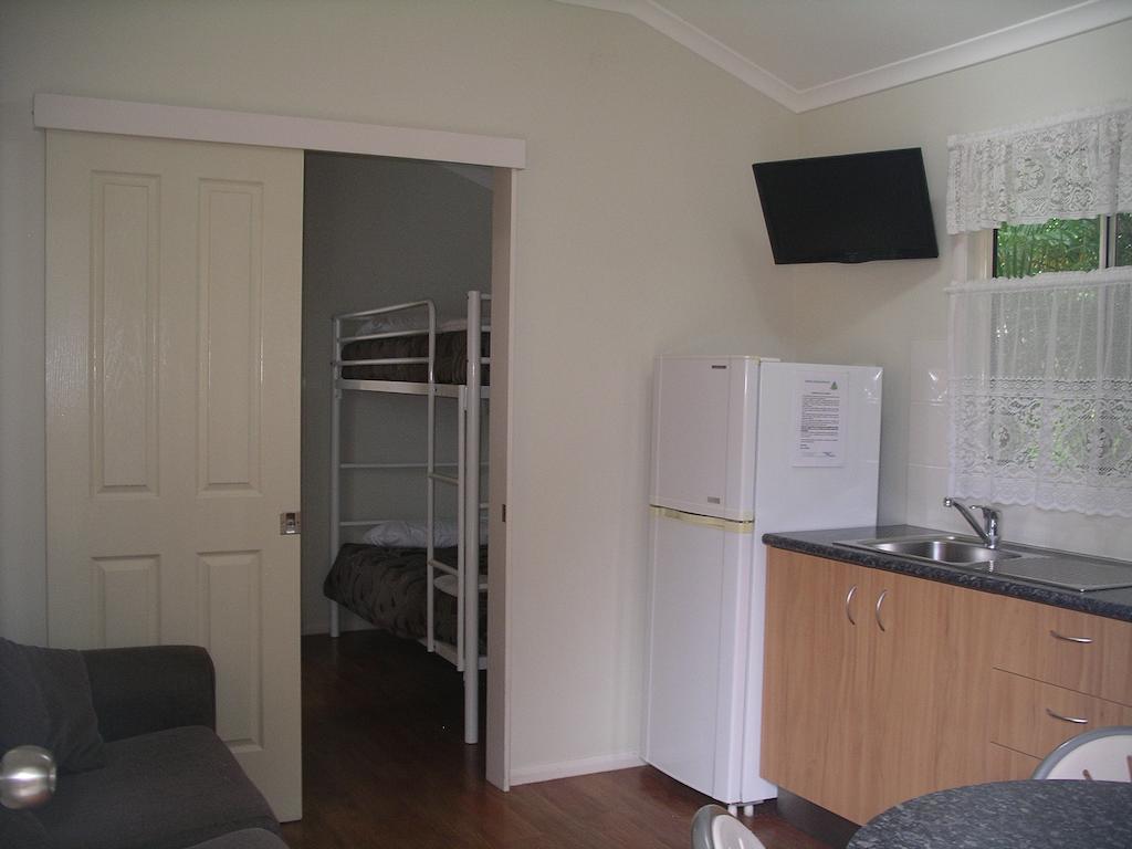 Charters Towers Tourist Park Hotel Phòng bức ảnh